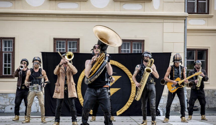 OOZ BAND (MARMOOZ) – Concarneau (29)