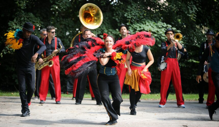 Red Line Crossers 2 - DR Red Line Crossers – Hommage aux Second Line – Janzé