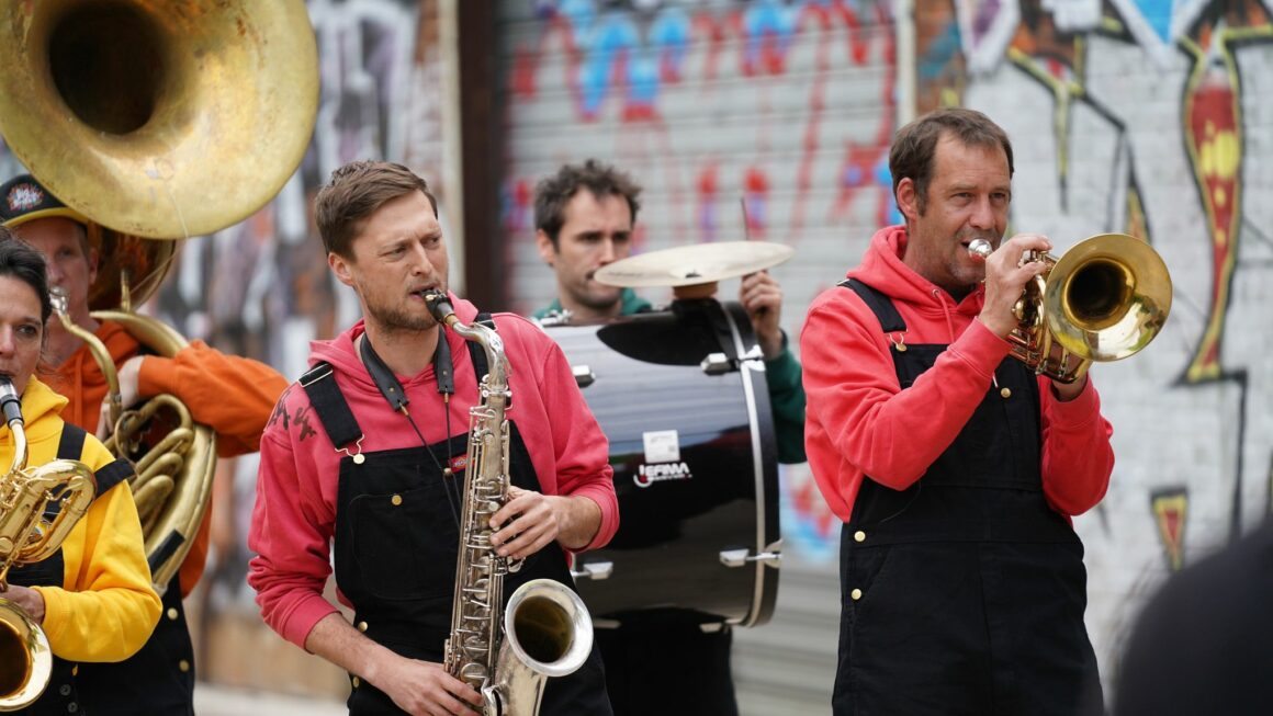 Buzz’in Brass Syndicate